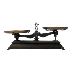19th Century French Iron Scale With Brass Pans