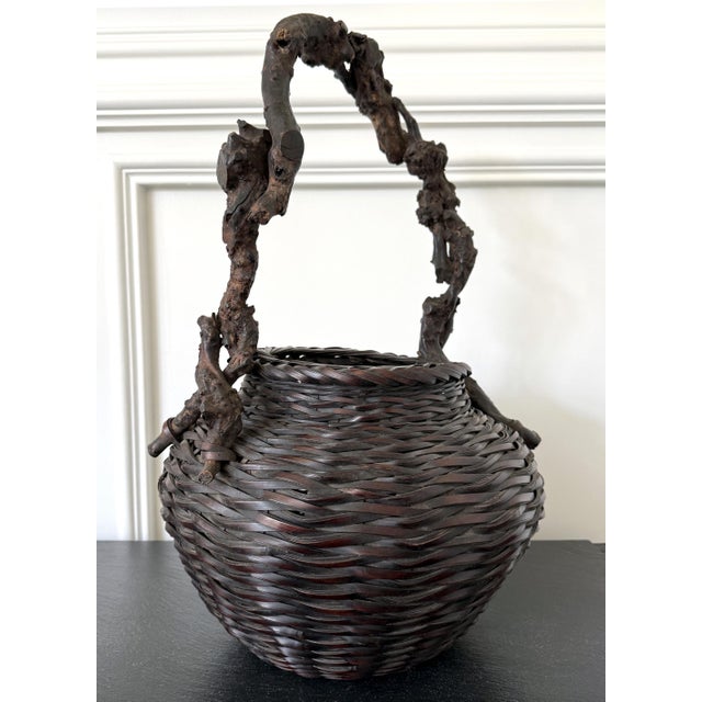 Large Antique Japanese Smoke Bamboo Basket Wisteria Root Handle Meiji Period For Sale - Image 11 of 16