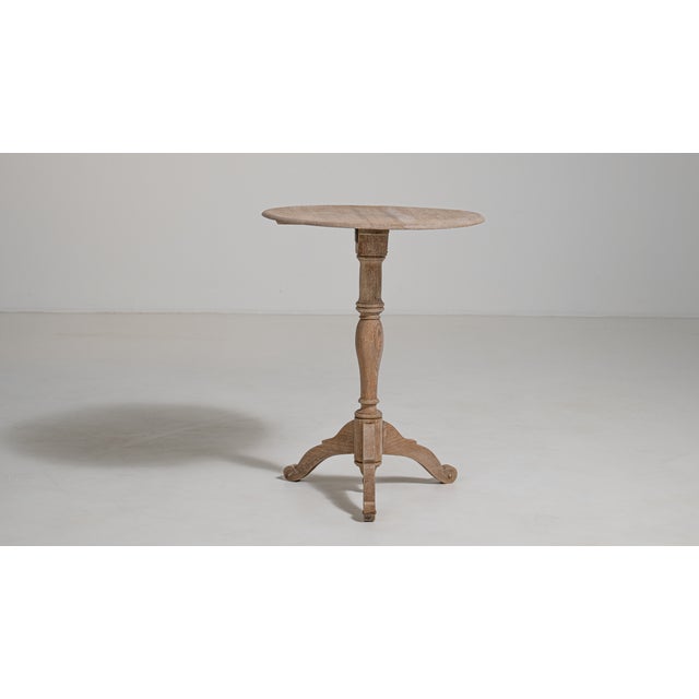 A simple yet well-proportioned side table reflecting everyday French furniture from the turn of the 20th century. Designs...