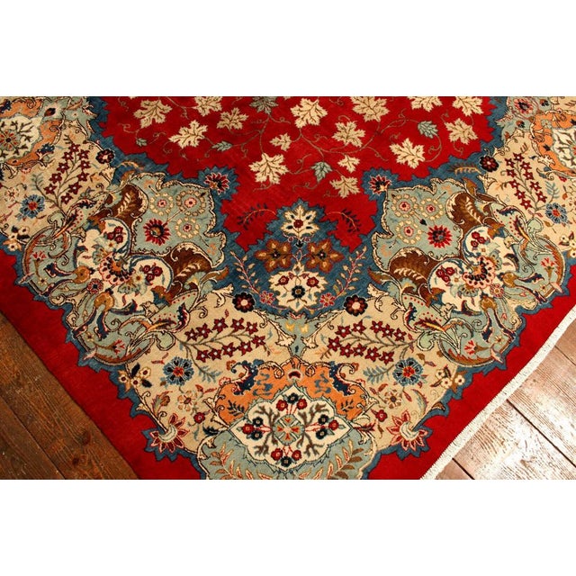 Middle Eastern Rug in Wool For Sale - Image 9 of 11