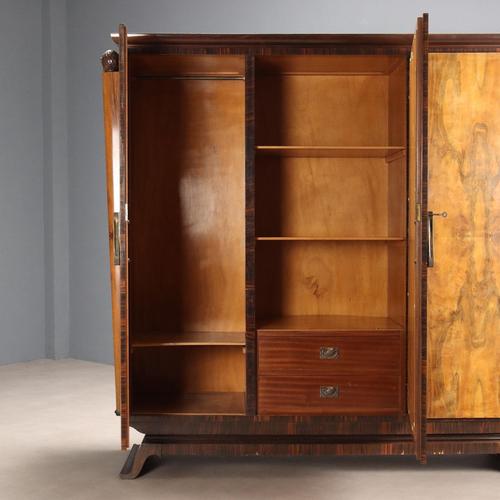 Art Deco Wardrobe in Walnut For Sale - Image 4 of 14