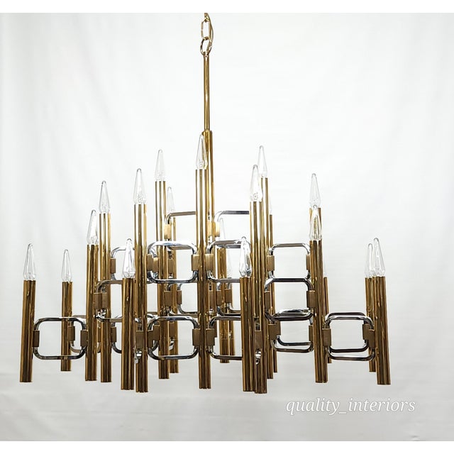 Metal Massive Vintage Gold & Chrome Gaetano Scolari Chandelier 21 Light Chandelier For Sale - Image 7 of 13