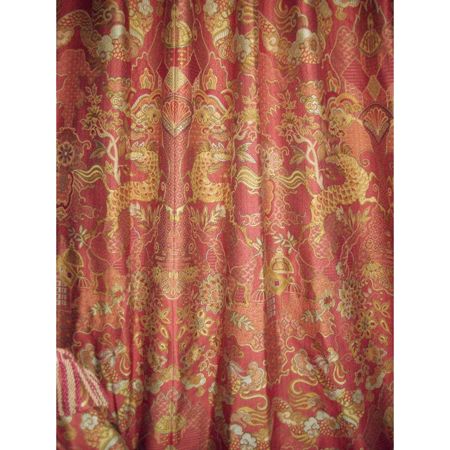 In a stunning chinoiserie styles this magnificent pair of jacquard drapes , present dragons , horses with dragon faces ,...
