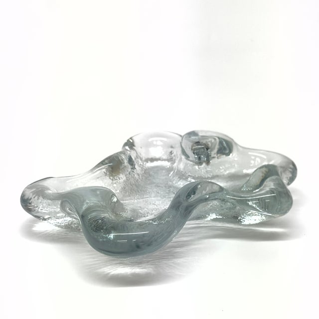 Mid-Century Modern Art Crystal Amoeba Bowl by Wayne Husted for Blenko For Sale - Image 3 of 9