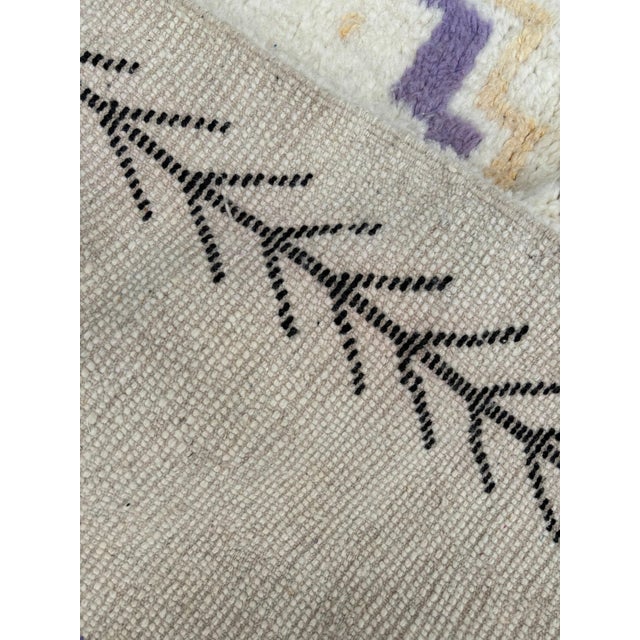 Beni Ouarain Moroccan Wool Rug With Lavender Tribal Motif For Sale - Image 9 of 10