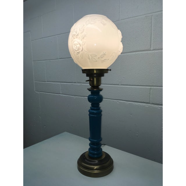 Mid-Century Globe Table Lamp With Rose Embossed Milk Glass Diffuser With Shade For Sale - Image 12 of 13