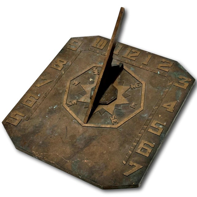 Art Deco Unusual & Very Good Quality Art Deco Antique American Solid Cast Bronze Garden Sundial - Circa Early 20th Century For Sale - Image 3 of 18