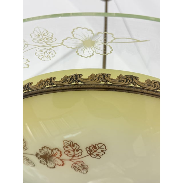 Gold Murano Glass and Brass Pendant Light in the style of Pietro Chiesa for Fontana Arte, 1950s For Sale - Image 8 of 15