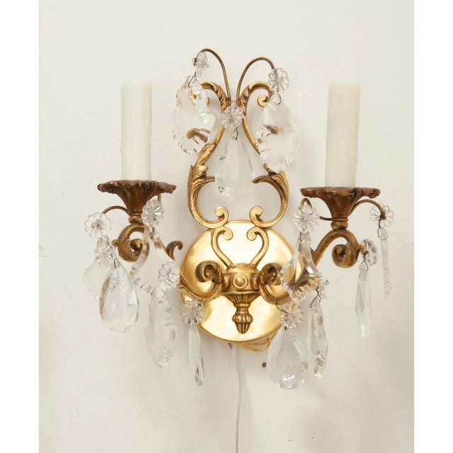 Early 20th Century French Early 20th Century Brass & Crystal Sconces - A Pair For Sale - Image 5 of 10
