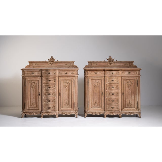 French Top-Quality Pair of Louis XV Oak Buffets, Rococo Style, Belgium, Circa 1890 For Sale - Image 3 of 17