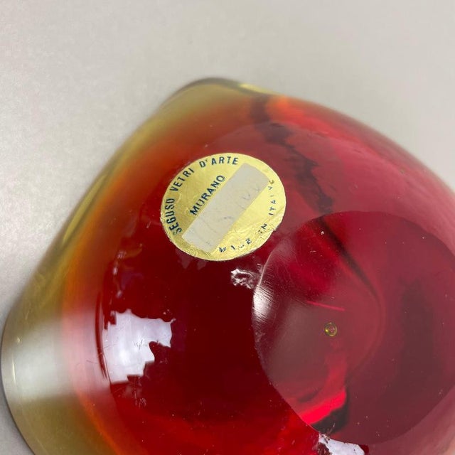 Murano Glass Red Yellow Bowl Element Shell Ashtray Seguso Murano, Italy, 1970s For Sale - Image 16 of 17