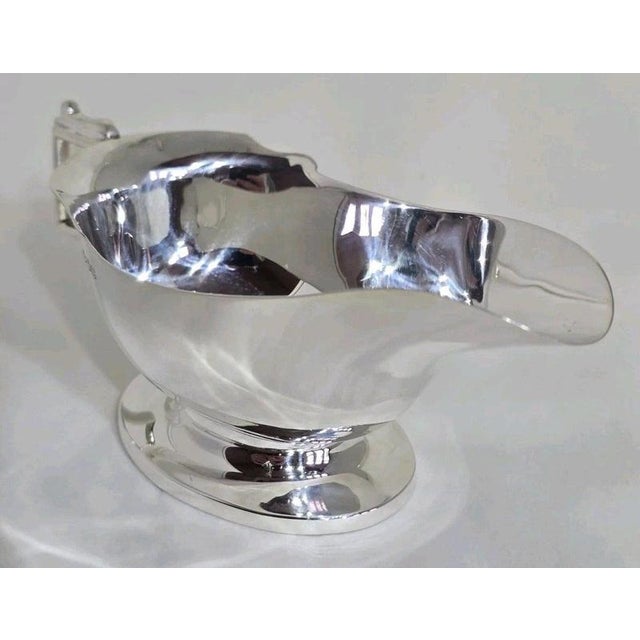 1930s Art Deco Sterling Silver Sauce Boat from Cooper Brothers & Sons, 1936 For Sale - Image 5 of 12