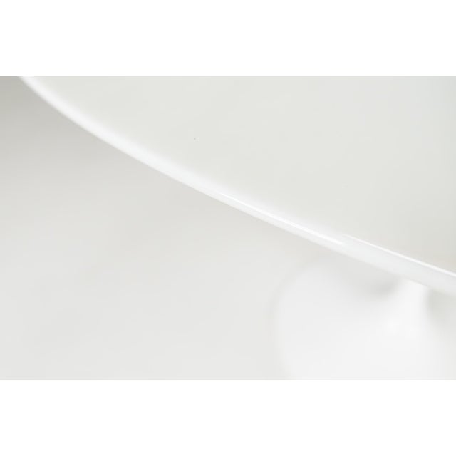 White Round Marble Tulip Dining Table by Eero Saarinen for Knoll, 2000s For Sale - Image 8 of 14