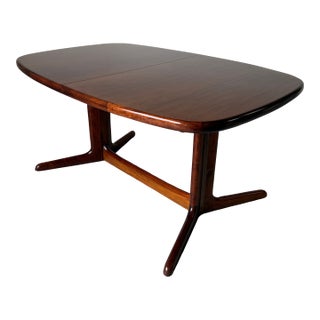 Mid Century Modern Danish Rosewood Dining Table by Rasmus, Made in Denmark For Sale