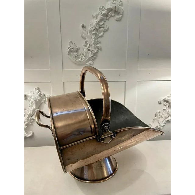 Metal Antique George III Copper Helmet Coal Scuttle , 1800 For Sale - Image 7 of 7
