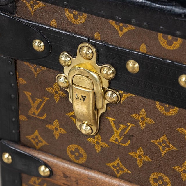 Metal Antique 20th Century Courier Trunk in Monogram Canvas from Louis Vuitton, France, 1910s For Sale - Image 7 of 18