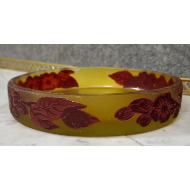 Engraved Multi-Layered Glass Bowl/Trinket Dish – Art Nouveau Floral Design – Ø 18 cm Elegant circular bowl in multi-...