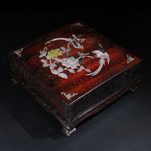 Late 20th Century Zitan Wood Square Box Inlaid With Mother-of-Pearl Bird Motif For Sale - Image 5 of 9