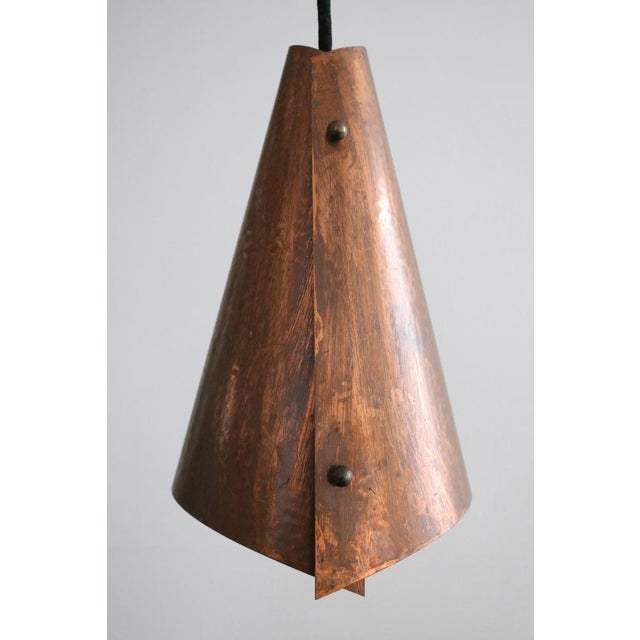 Metal Danish Brutalist Hand-Hammered Copper Pendant Lamp from Es Horn Aalestrup, 1960s For Sale - Image 7 of 8