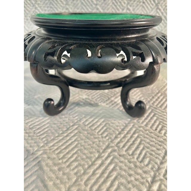 Chinoiserie Vintage Chinoiserie Carved Hardwood 8”Round Display Stand With Pierced Apron, Hong Kong For Sale - Image 3 of 8