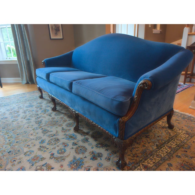 Restored Vintage Chippendale Style Camelback Sofa in Blue Velvet For Sale - Image 17 of 18