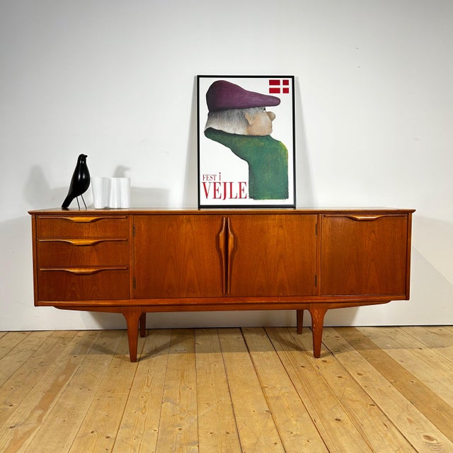 Teak Sideboard from Jentique, 1960s For Sale - Image 15 of 15