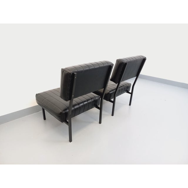 Vintage Modernist Lounge Chairs in Black Imitation Leather and Metal, 1960s, Set of 2 For Sale - Image 6 of 18