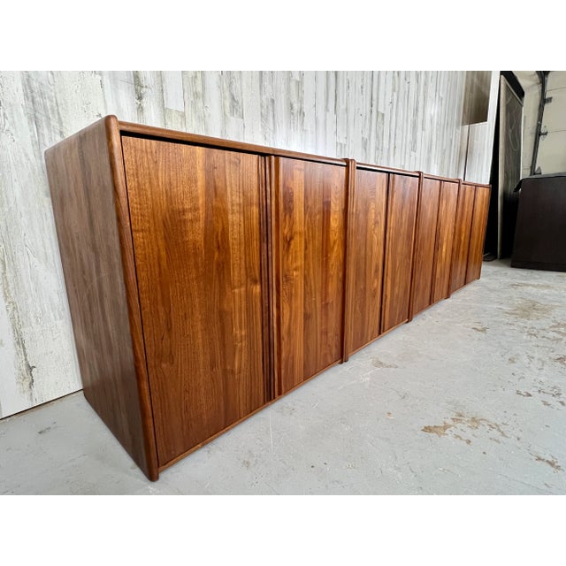 Mid-Century Modern Studio Crafted Modular Credenza For Sale - Image 3 of 13
