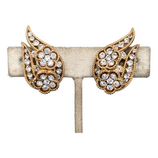 Vintage Signed Crown Trifari Goldtone Clear Rhinestone Flower Clip Earrings-2 Pieces For Sale