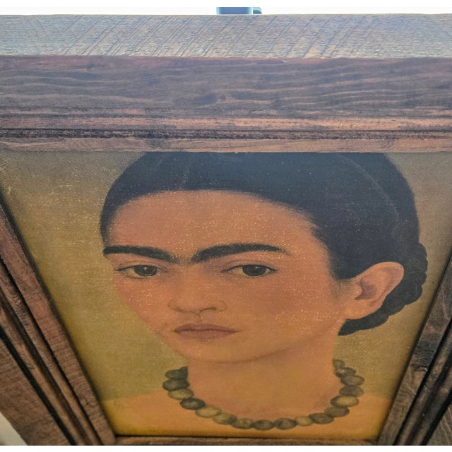 Mid-Century Turista Mexican Folk Art: Frida Kahlo "Self-Portrait With Necklace" (1933) Lithograph on Canvas - Rustic Pine Frame For Sale In Dallas - Image 6 of 11