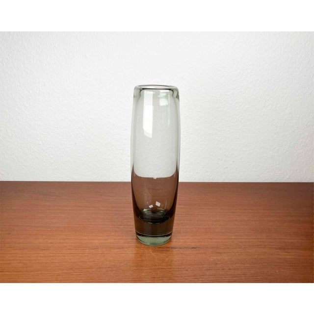 Holmegaard Mid-Century Modern Danish Labrador Series Vase in Green Glass by Per Lütken for Holmegaard, 1950s For Sale - Image 4 of 14