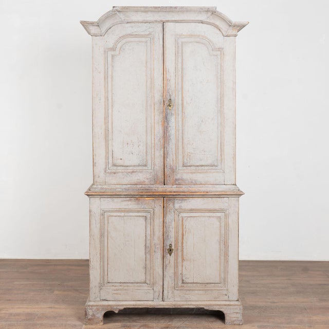 Gustavian (Swedish) Early 19th Century Swedish Gray Painted Wedding Cabinet For Sale - Image 3 of 11