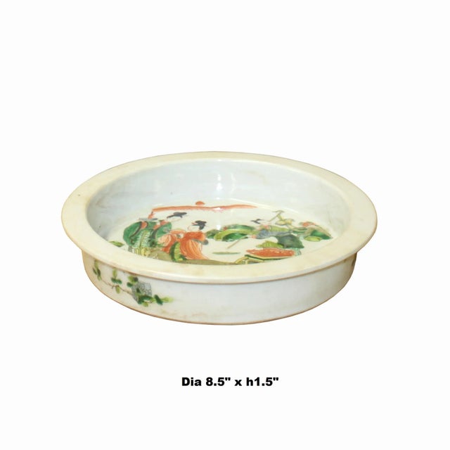 Chinoiserie Chinese Distressed Off White Porcelain People Scenery Plate For Sale - Image 3 of 5