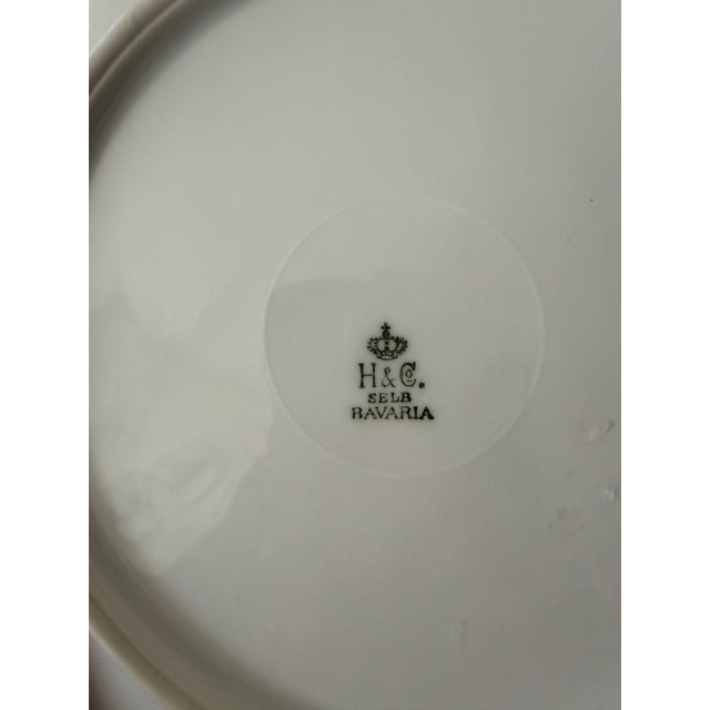 1960s 1960s Set of Eleven (11) H&c Selb Bavaria Gold Rim Porcelain Luncheon Plates For Sale - Image 5 of 12