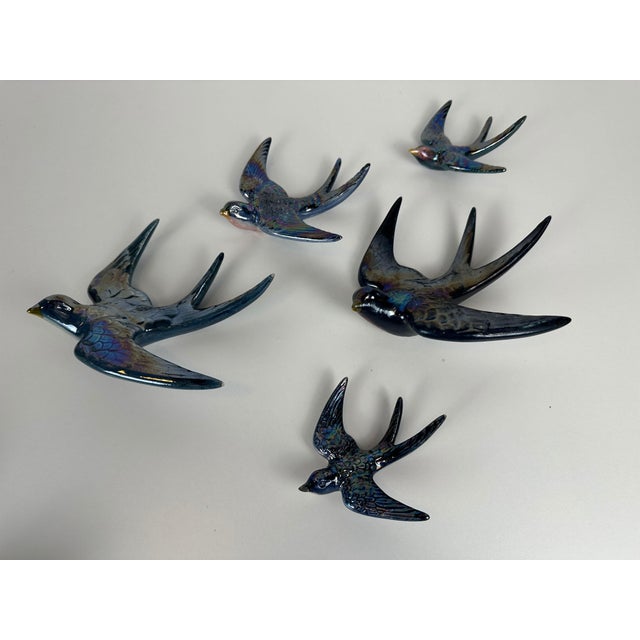Original vintage ceramic wall swallows with iridescent porcelain. 5 pieces in 3 sizes and 2 nests (wall nest and corner...
