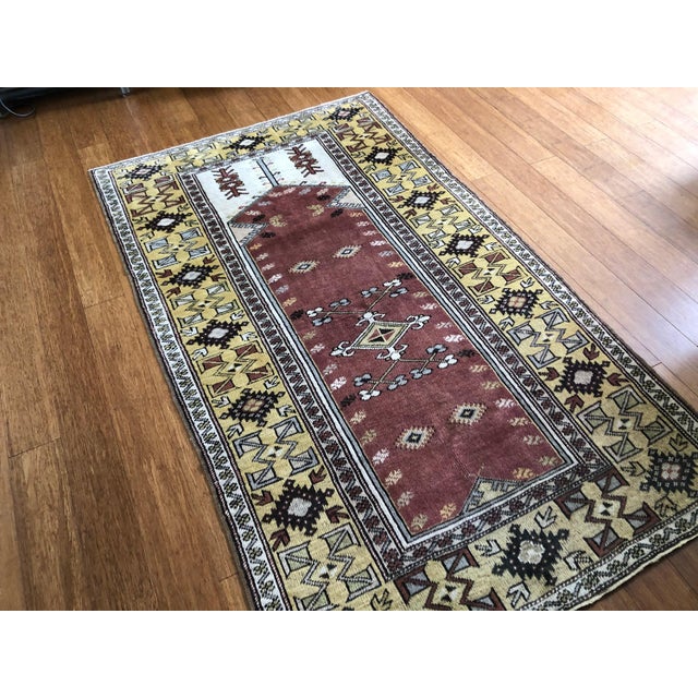 1970s Vintage Turkish Rug: 1970s Prayer Design | 3'10"x6'9" For Sale - Image 5 of 5