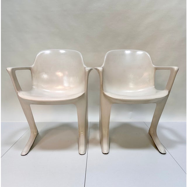 White Early Edition Kangaroo Z-Chairs by Ernst Moeckl & Siegfried Mehl for Horn Collection, Germany, 1972, Set of 2 For Sale - Image 8 of 18