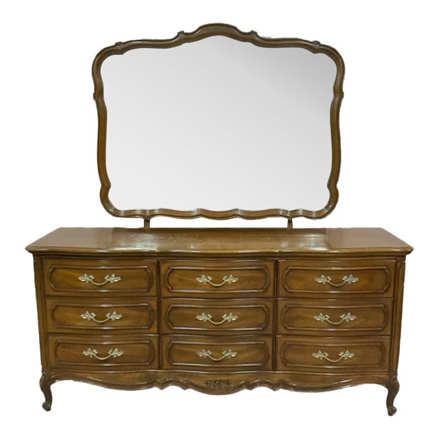 Mid-Century Thomasville French Provincial 9-Drawer Dresser & Mirror For Sale