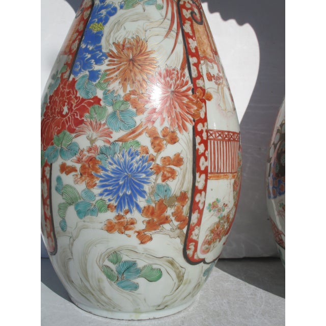 Japanese Edo 1880s Matching Vases Hichozan Shinpo--a Pair of 2 For Sale - Image 15 of 15