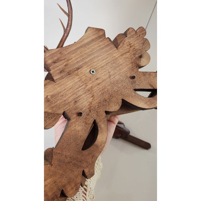 Brown Vintage German Black Forest Hunting Lodge Cuckoo Clock With Deer, Rifles & Oak Leaves For Sale - Image 8 of 16