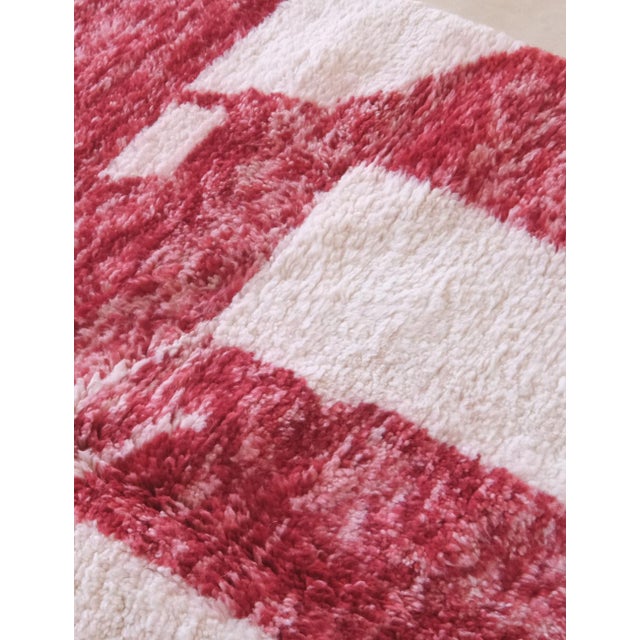 Moroccan Contemporary Wool Rug - 8.3 X 5.8 Ft For Sale - Image 9 of 10