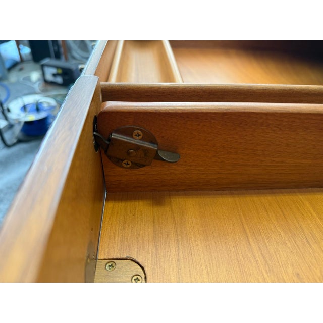 Hooker Seven Seas Collection Executive Desk For Sale - Image 11 of 17