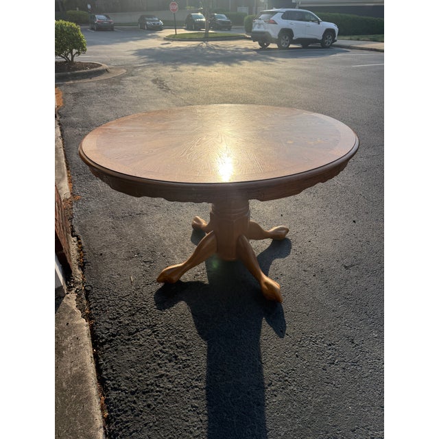 This is a classic example of late 20th-century American traditional craftsmanship. Constructed from high-quality solid...