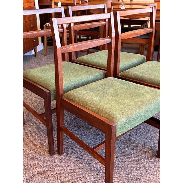 Mid 20th Century Set of Four Mid Century Modern Teak Frame Dining Chairs, Uk Import c.1960 For Sale - Image 5 of 10