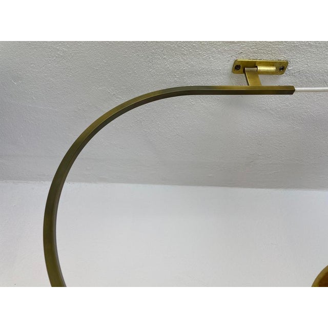 Minimalist Adjustable Counter Weight Brass Wall Light in the style of Stilnovo, Italy, 1960s For Sale - Image 10 of 18