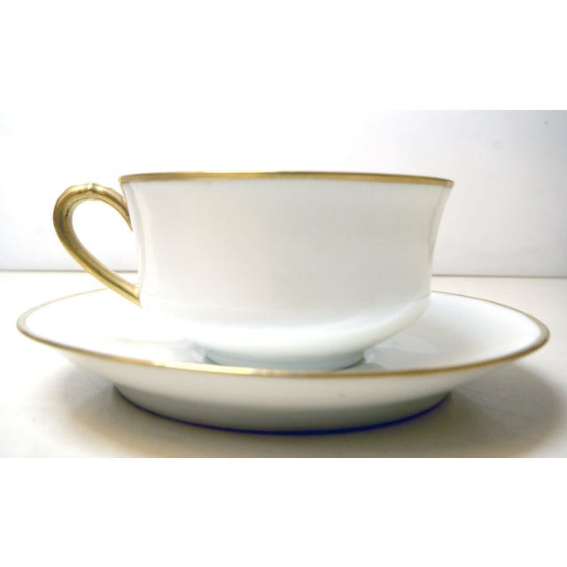 Limoges Haviland 29-Piece Tea Service With 12 Cups, Saucers & Dessert Plates For Sale - Image 13 of 15