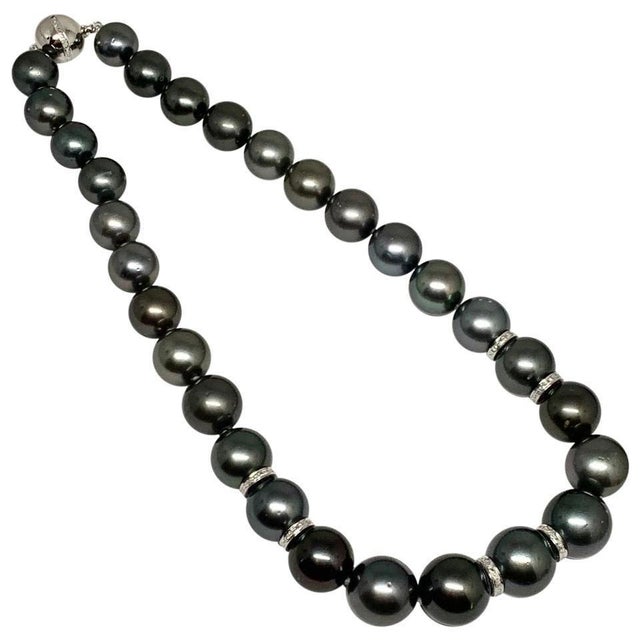 Diamond Tahitian Pearl Necklace 14 Karat Gold Certified For Sale - Image 4 of 10