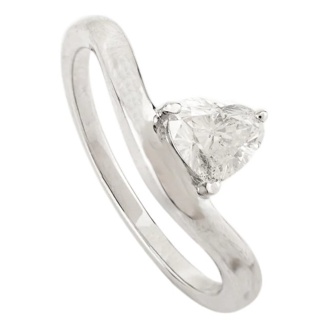 Heart-Shaped Diamond Solitaire Wave Ring Size 6.5 in 14k Solid White Gold Gift for Her For Sale