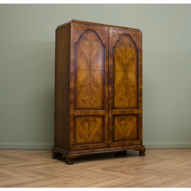 1920s Vintage Art Deco Wardrobe in Burr Walnut, 1920s For Sale - Image 5 of 11