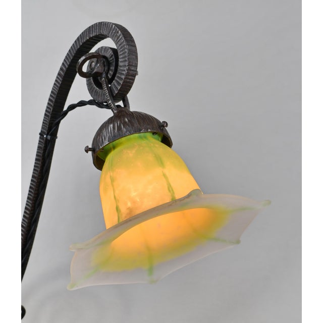 French Art Deco Table Lamp by Daum 1920s France For Sale - Image 11 of 12
